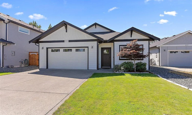 933 Blakeon Place
