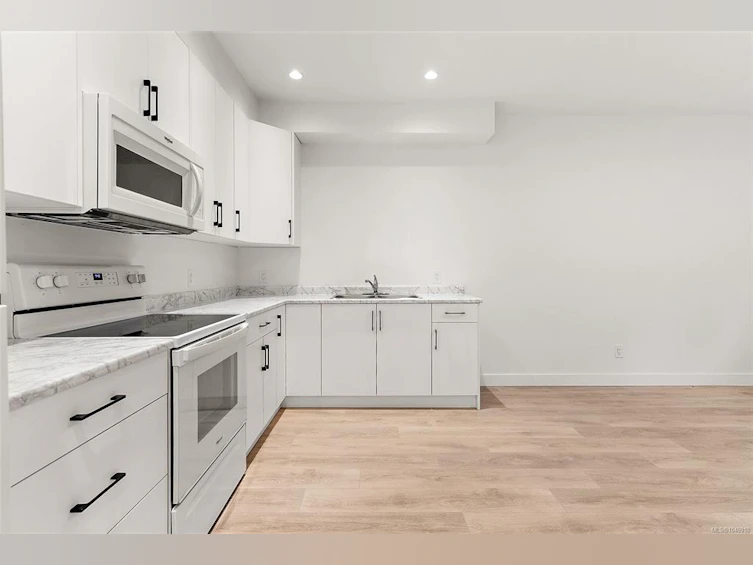 933 Blakeon Place, Langford, BC, V9C 0R3 - 40