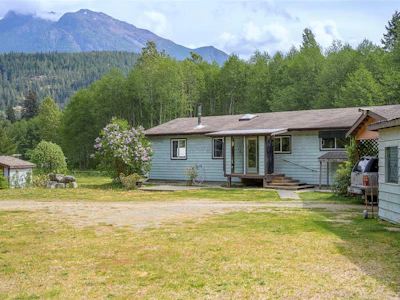 400 Dyer Road - 2