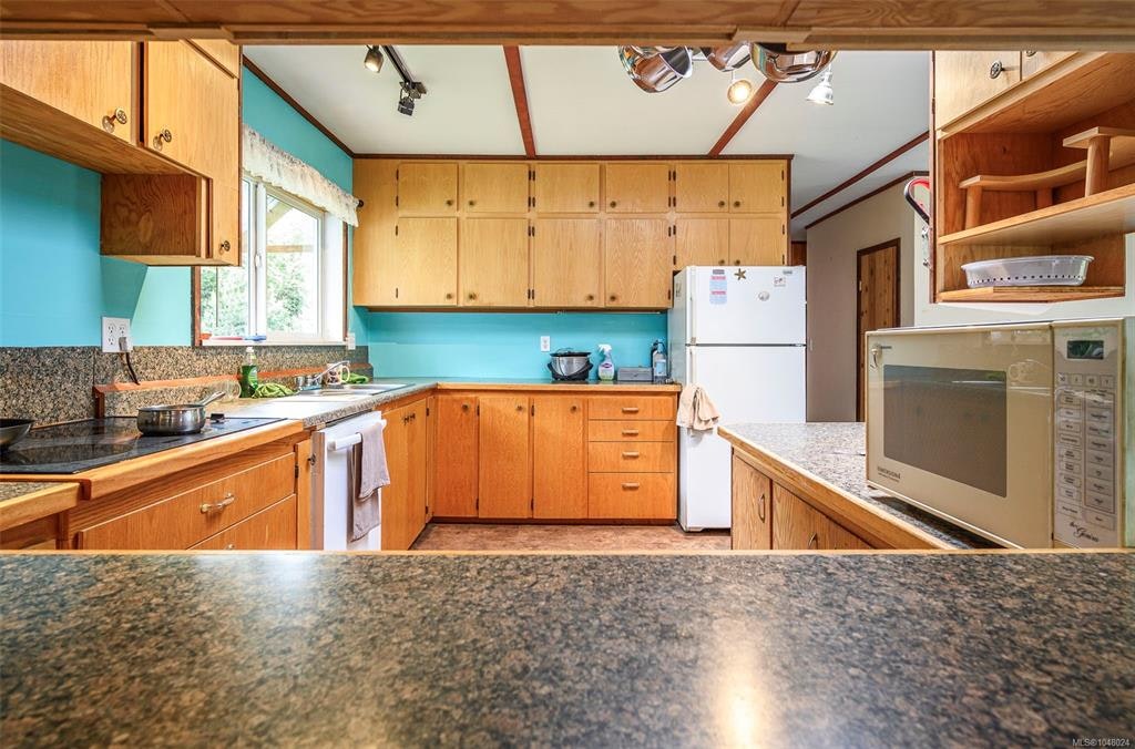 400 Dyer Road, Kelsey Bay/Sayward, BC, V0P 1R0 - 8