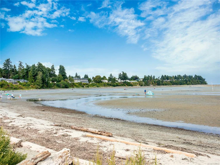 321/322C-181 Beachside Drive, Parksville, BC, V9P 2H5 - 4