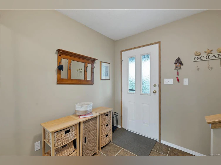 1920 Raven Place, Campbell River, BC, V9W 7H8 - 2