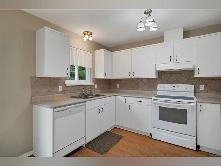 1920 Raven Place, Campbell River, BC, V9W 7H8 - 5
