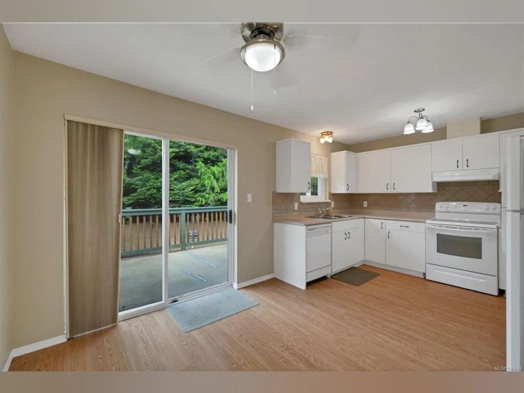 1920 Raven Place, Campbell River, BC, V9W 7H8 - 10