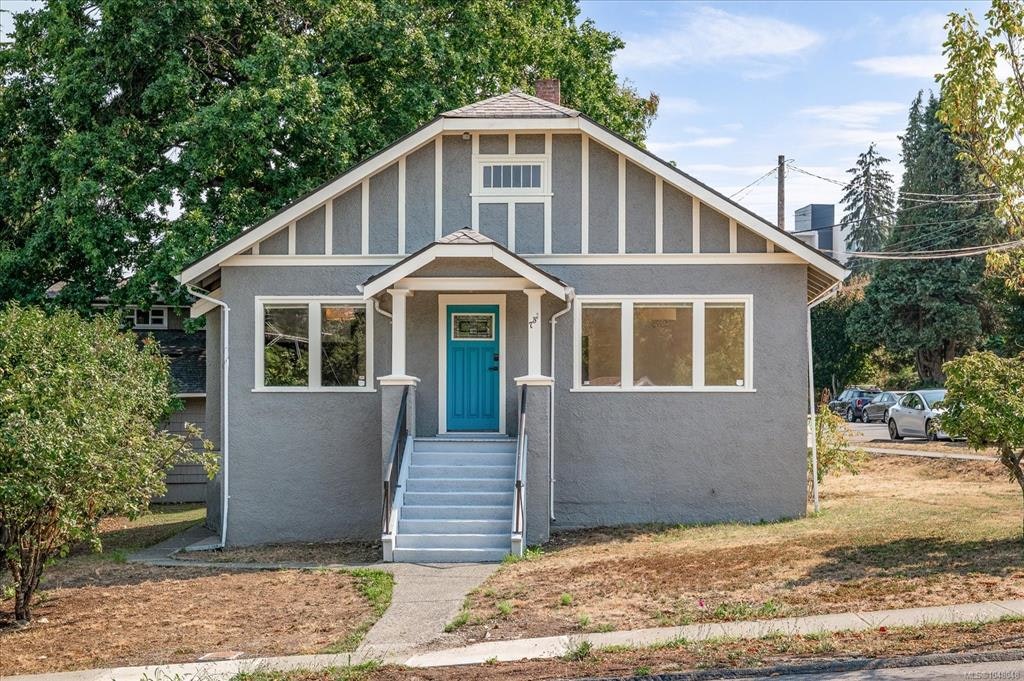 733 Fitzwilliam Street, Nanaimo, BC, V9R 3B7 - 2