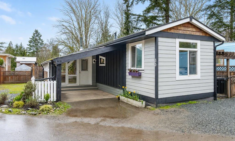 33C-1120 Shawnigan Mill Bay Road