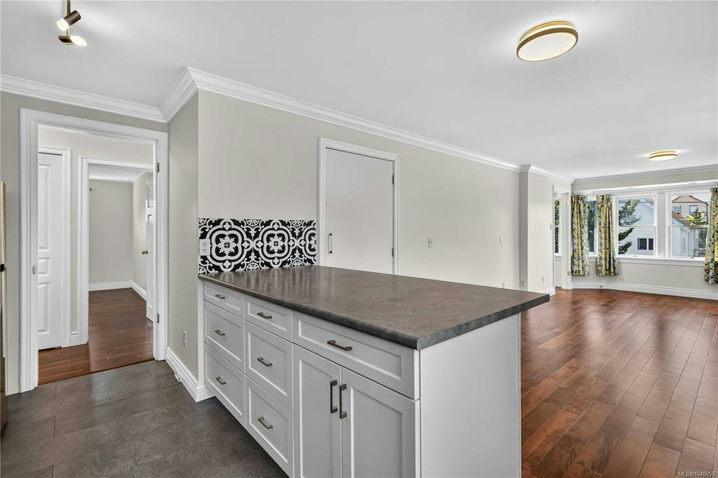 362 Ker Avenue, Saanich, BC, V9A 2B5 - 19