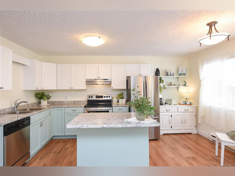 B-2284 1st Street, Courtenay, BC, V9N 8X8 - 5