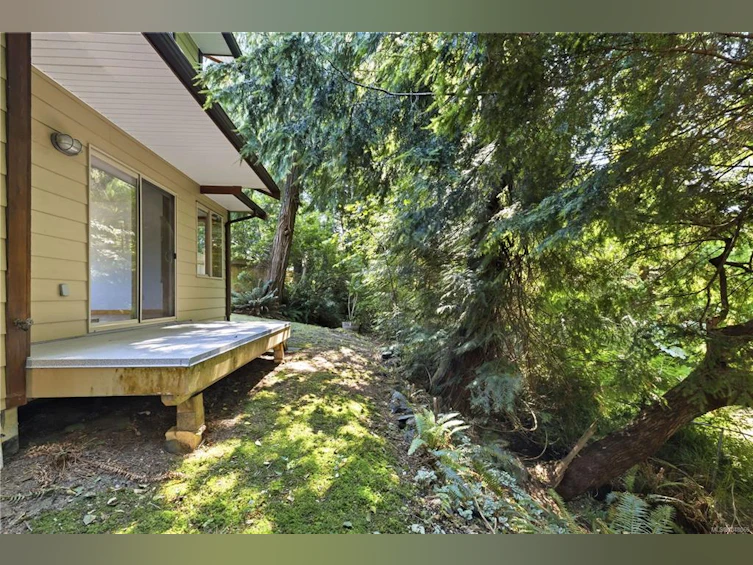 7-1626 Holly Crescent, Ucluelet, BC, V0R 3A0 - 24