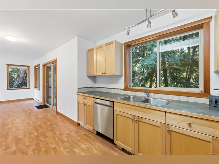 7-1626 Holly Crescent, Ucluelet, BC, V0R 3A0 - 4