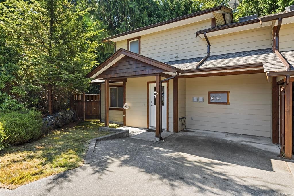 7-1626 Holly Crescent, Ucluelet, BC, V0R 3A0 - 2