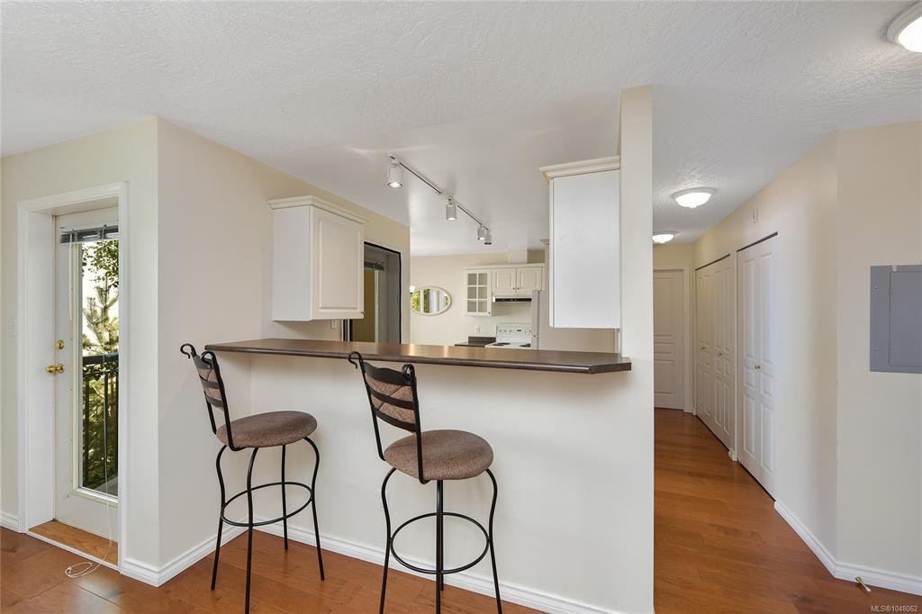 204-1037 Richardson Street, Victoria, BC, V8V 3C6 - 8