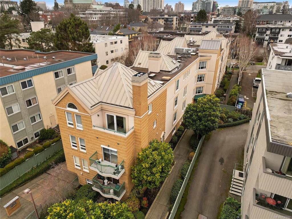 204-1037 Richardson Street, Victoria, BC, V8V 3C6 - 35