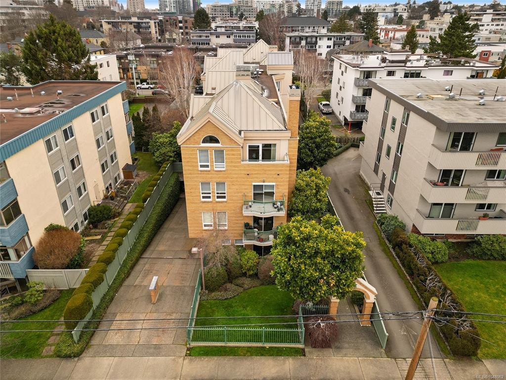 204-1037 Richardson Street, Victoria, BC, V8V 3C6 - 36