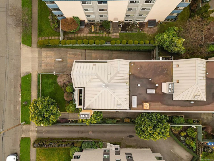 204-1037 Richardson Street, Victoria, BC, V8V 3C6 - 38