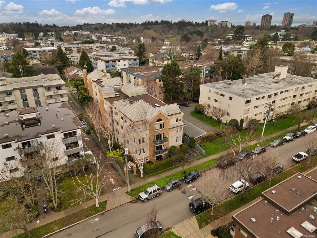 204-1037 Richardson Street, Victoria, BC, V8V 3C6 - 43