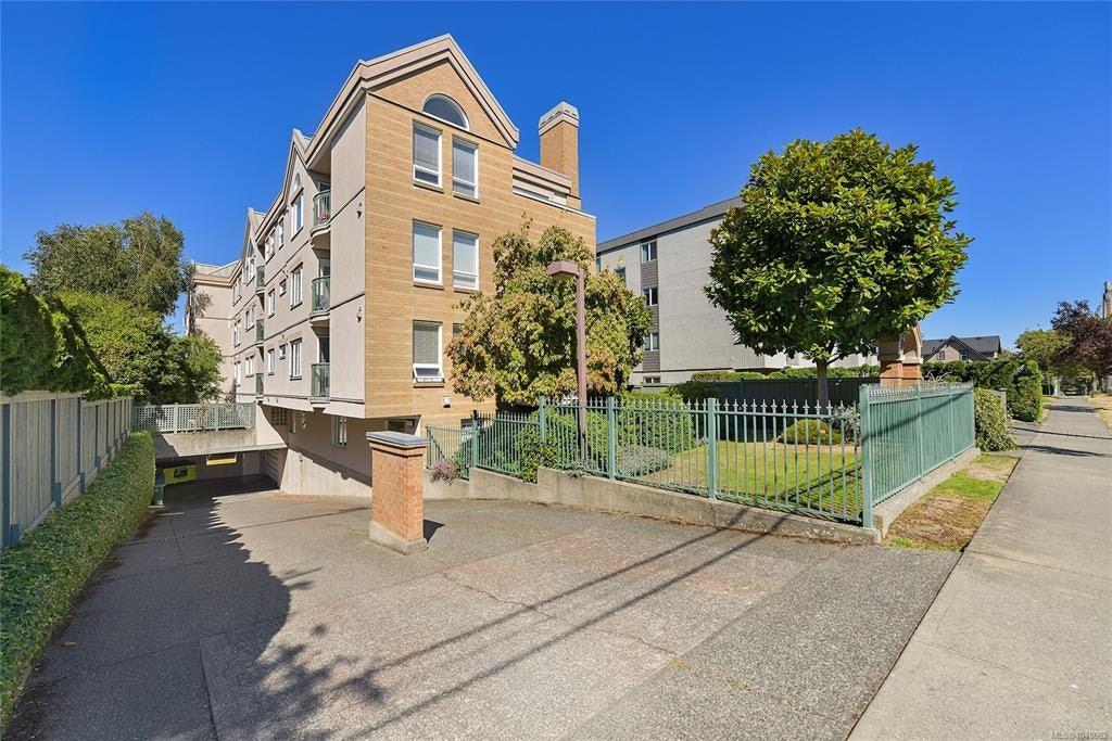 204-1037 Richardson Street, Victoria, BC, V8V 3C6 - 50