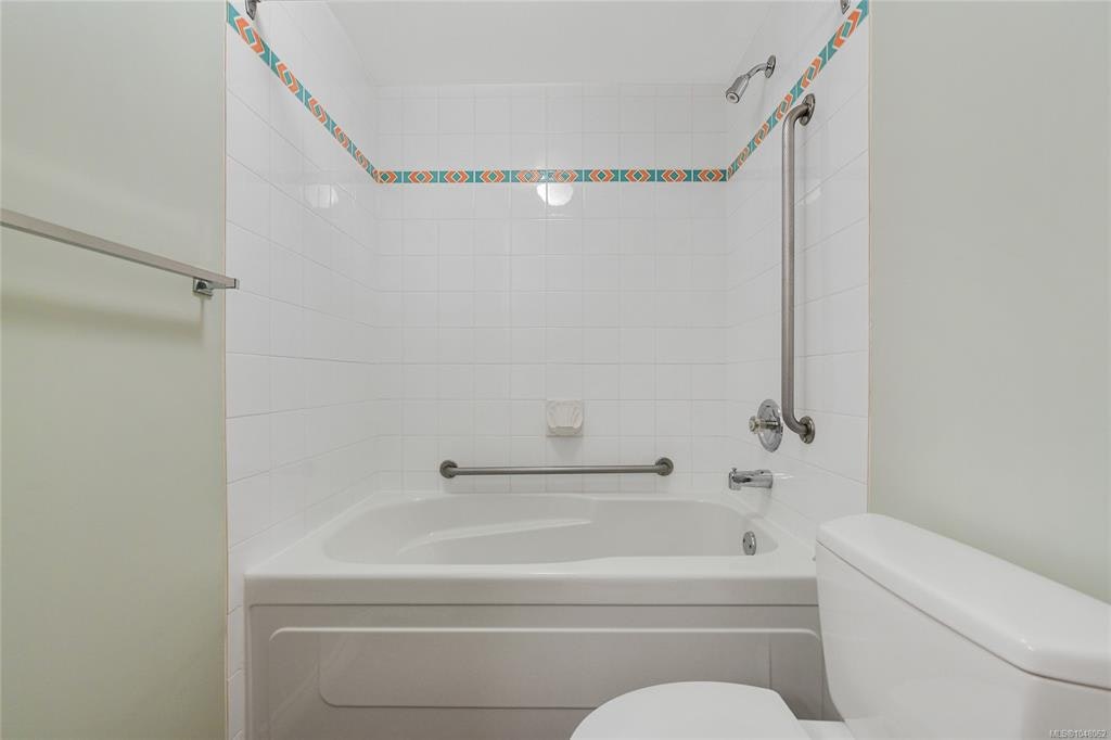 204-1037 Richardson Street, Victoria, BC, V8V 3C6 - 26