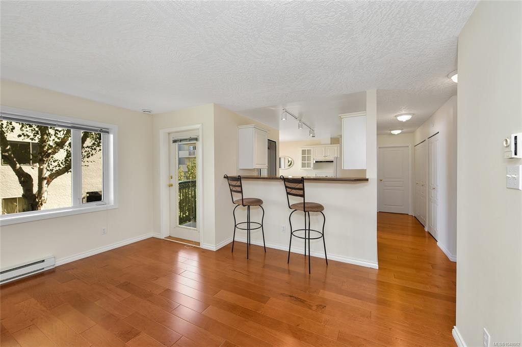 204-1037 Richardson Street, Victoria, BC, V8V 3C6 - 15