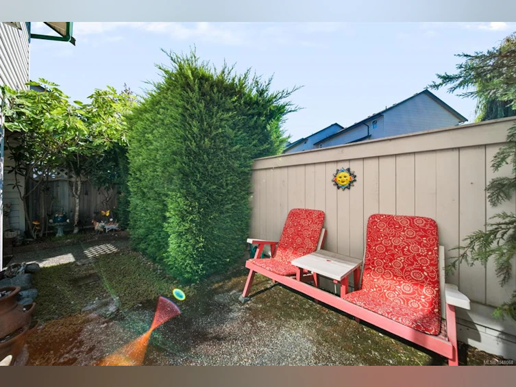 6-1906 Bowen Road, Nanaimo, BC, V9S 5S6 - 5