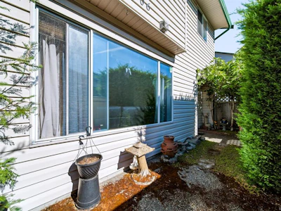 6-1906 Bowen Road - 3