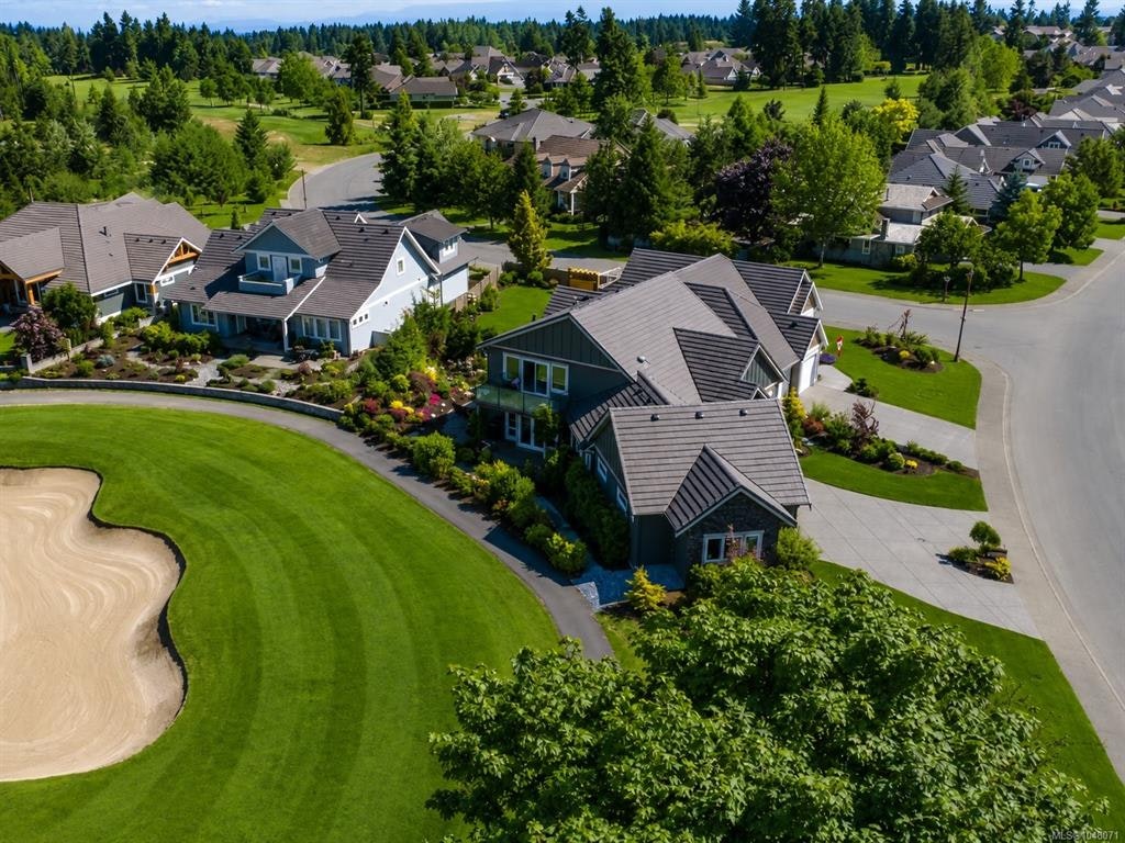 3172 Royal Vista Way - 3