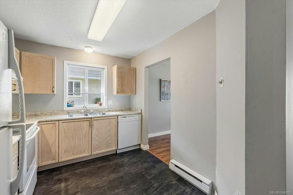 4-6211 Blueback Road, Nanaimo, BC, V9V 1M8 - 8