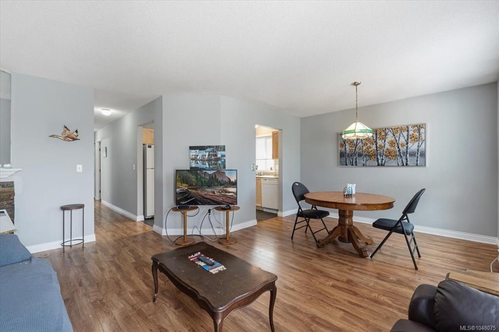 4-6211 Blueback Road - 5