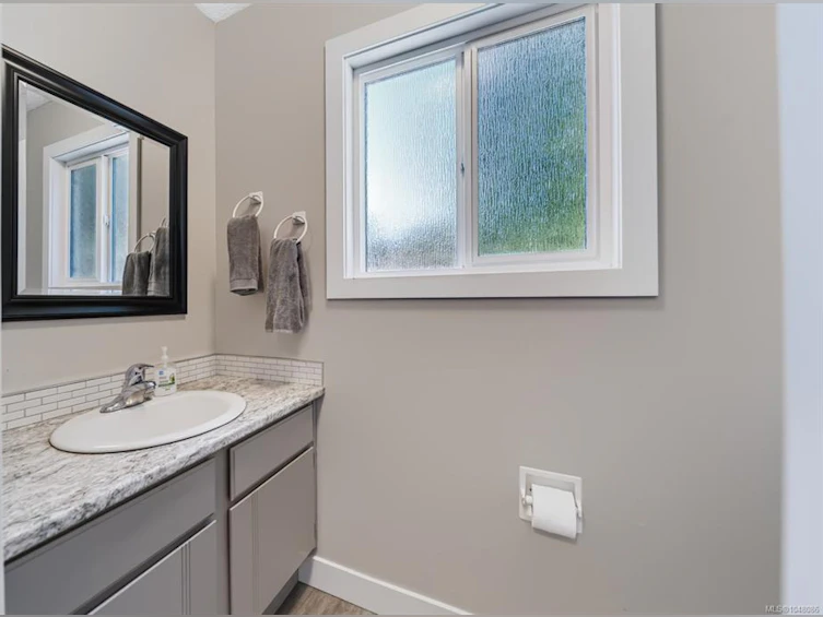 3161 Singleton Road, Nanaimo, BC, V9T 2X4 - 12