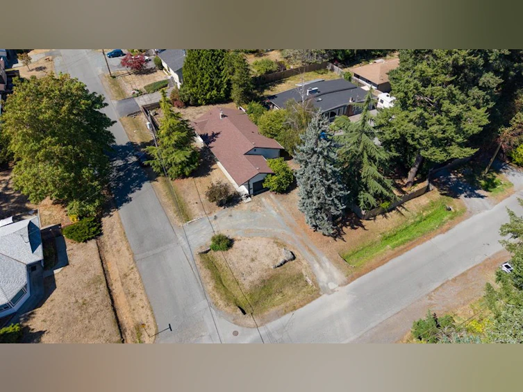 3161 Singleton Road, Nanaimo, BC, V9T 2X4 - 21