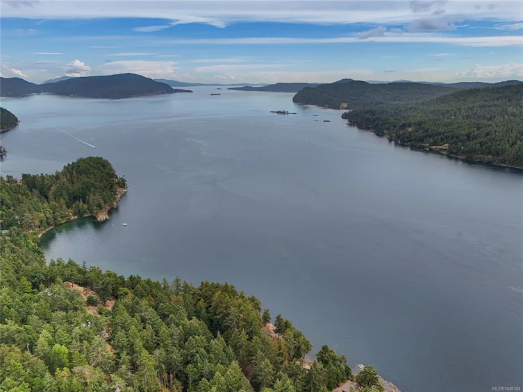 470 Heck Hill Road, Mayne Island, BC, V0N 2J2 - 17