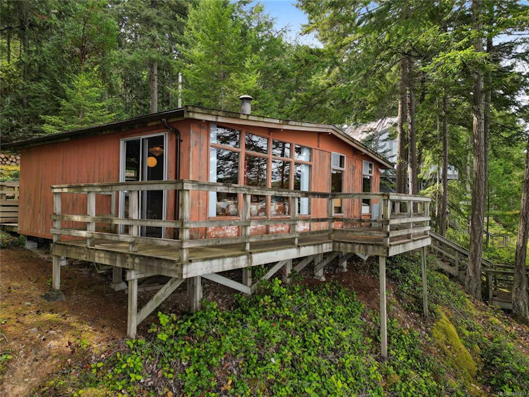 707 Wilks Road, Mayne Island, BC, V0N 2J1 - 8