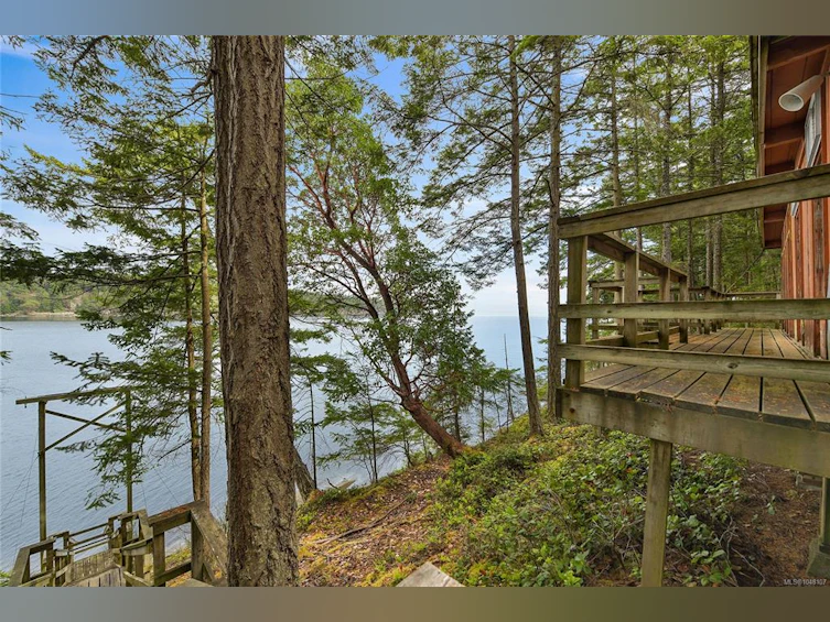 707 Wilks Road, Mayne Island, BC, V0N 2J1 - 47
