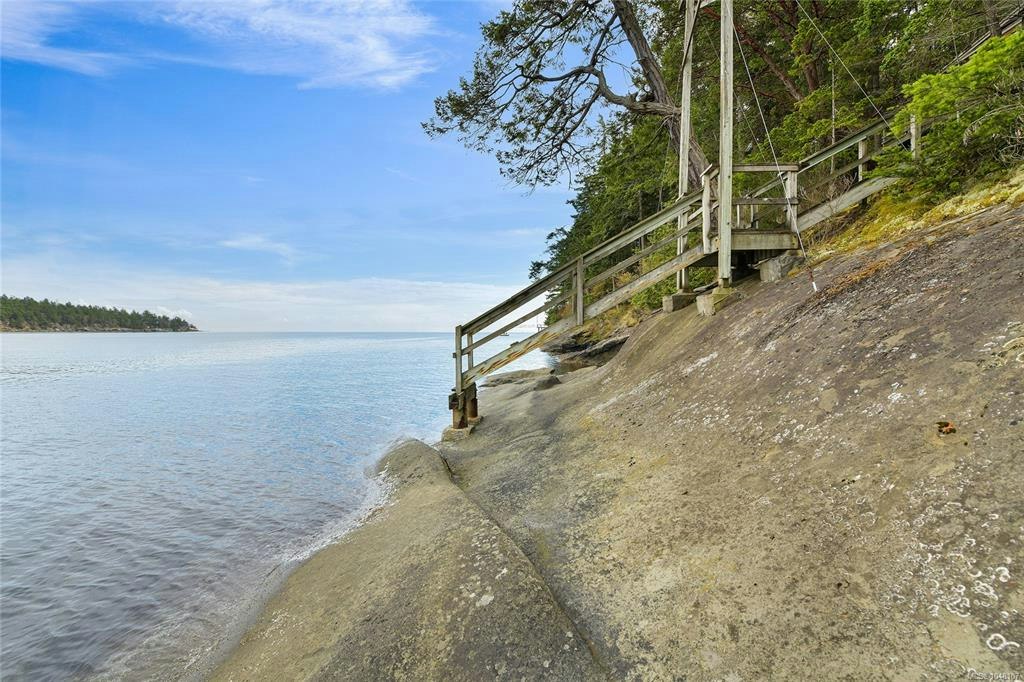 707 Wilks Road, Mayne Island, BC, V0N 2J1 - 33