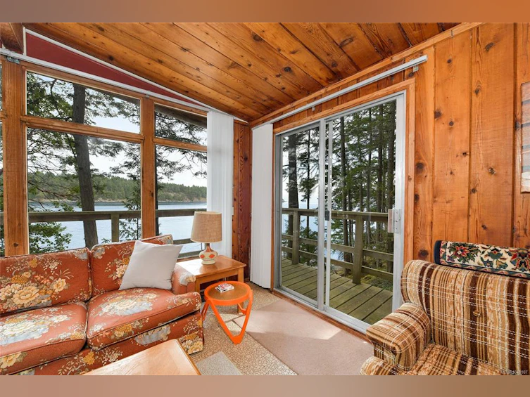 707 Wilks Road, Mayne Island, BC, V0N 2J1 - 17