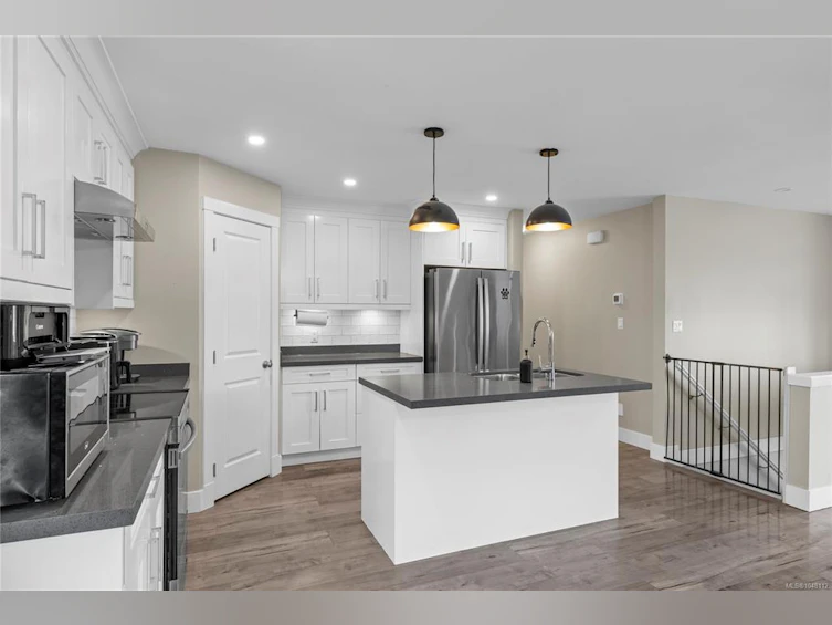 541 Lori Place, Nanaimo, BC, V9R 0H8 - 22