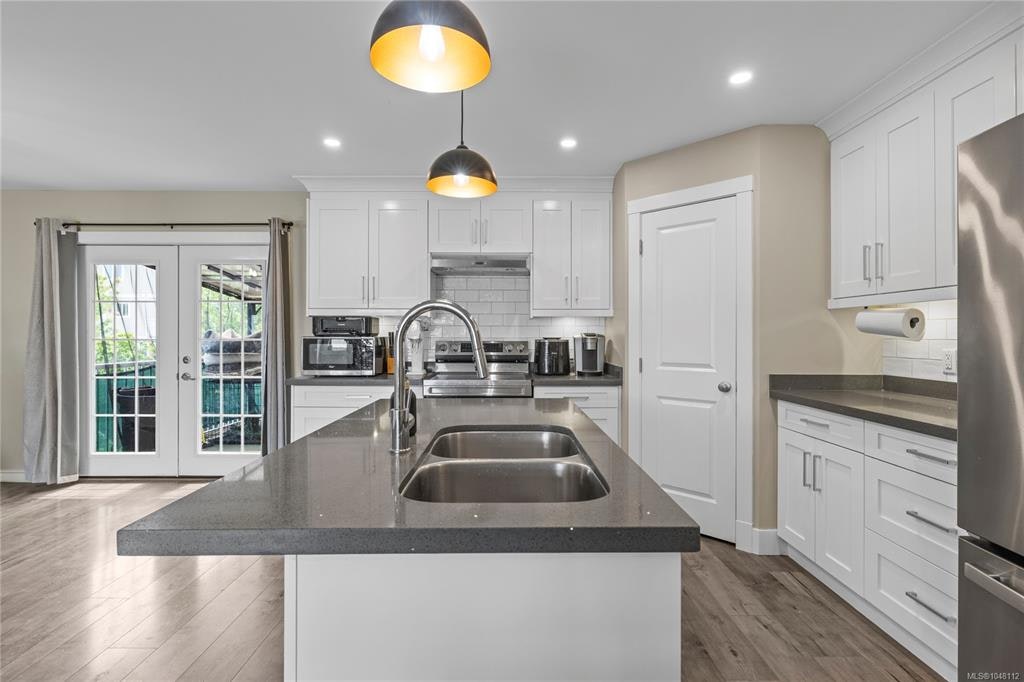 541 Lori Place - 3