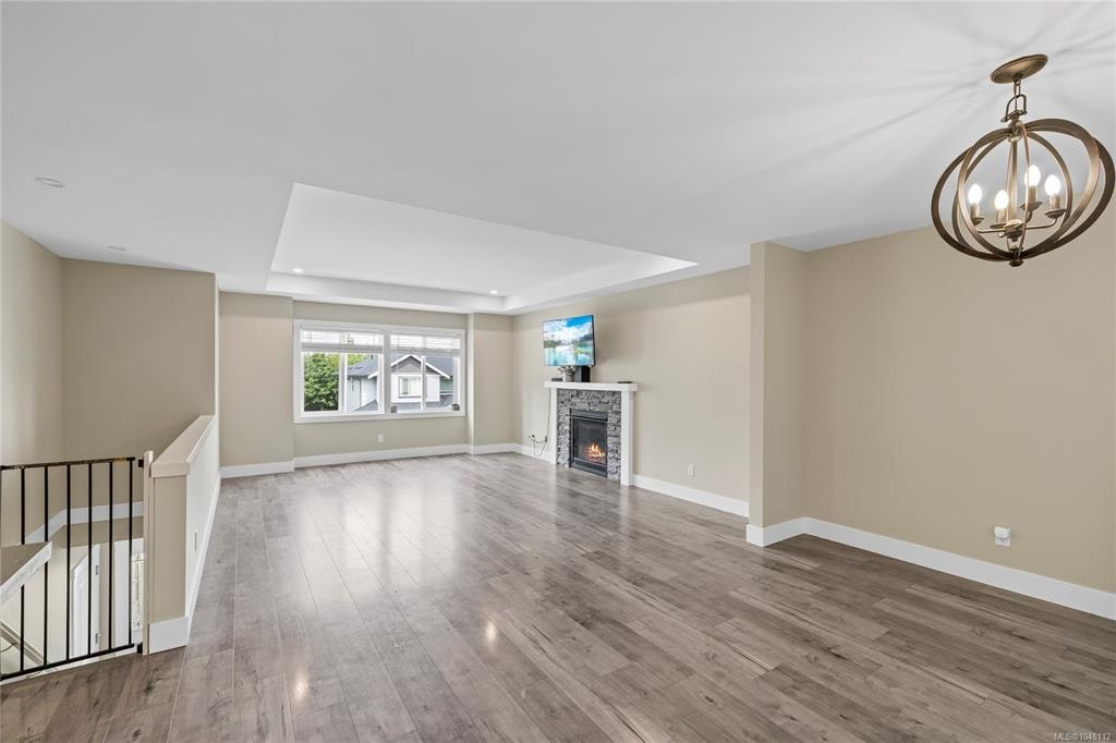 541 Lori Place - 5