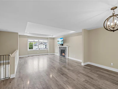 541 Lori Place - 5