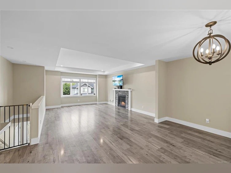 541 Lori Place, Nanaimo, BC, V9R 0H8 - 5