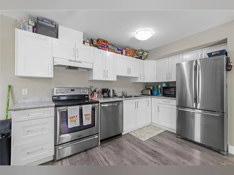 541 Lori Place, Nanaimo, BC, V9R 0H8 - 6