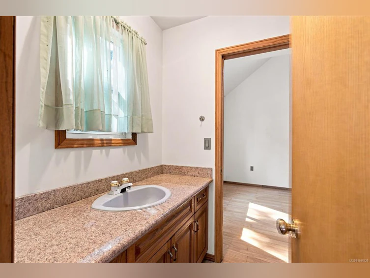 945 Little Mountain Road, Errington, BC, V9P 2C3 - 32