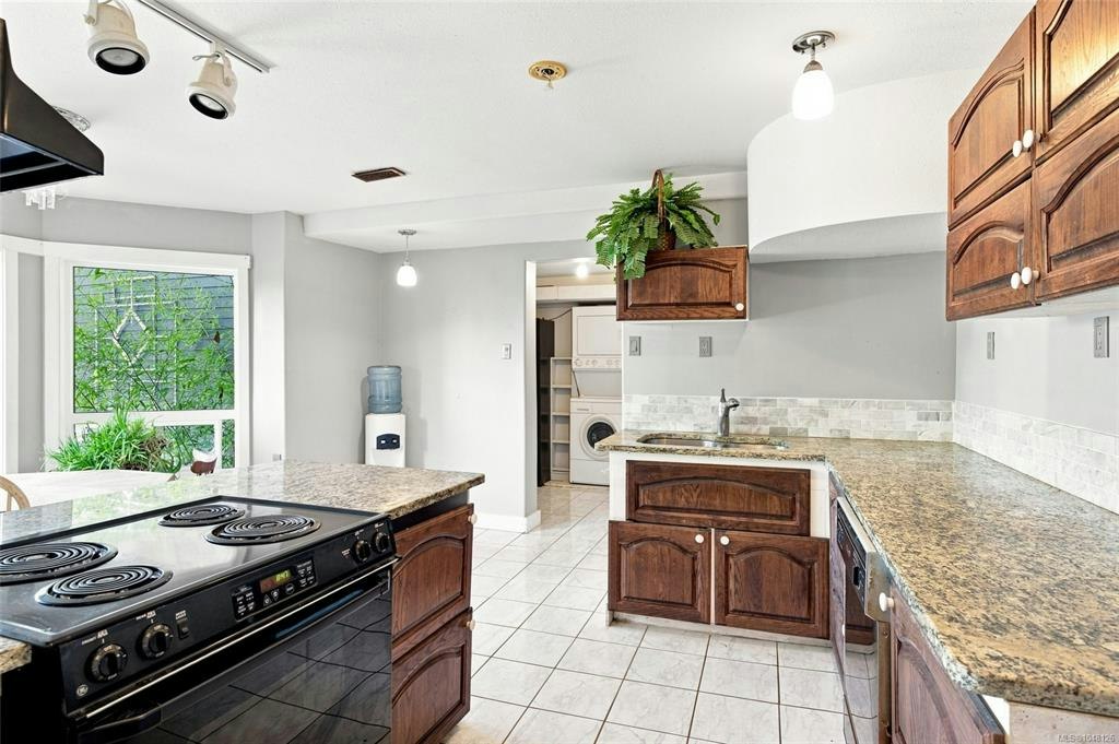 945 Little Mountain Road, Errington, BC, V9P 2C3 - 48