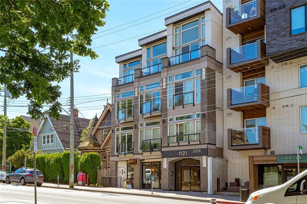 305-1121 Fort Street - 2