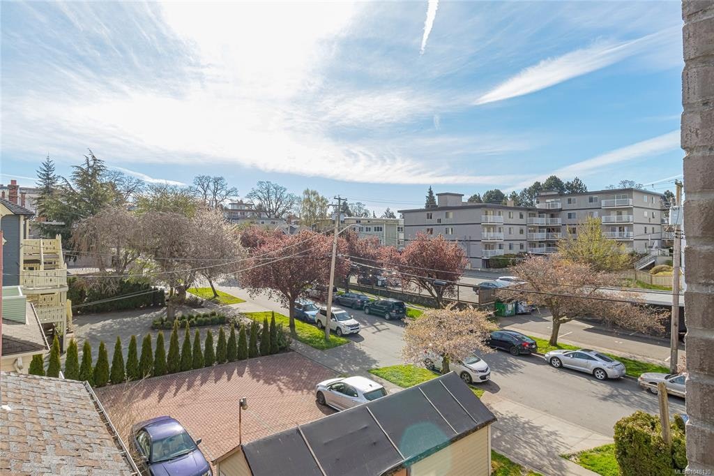 305-1121 Fort Street, Victoria, BC, V8V 3K9 - 18
