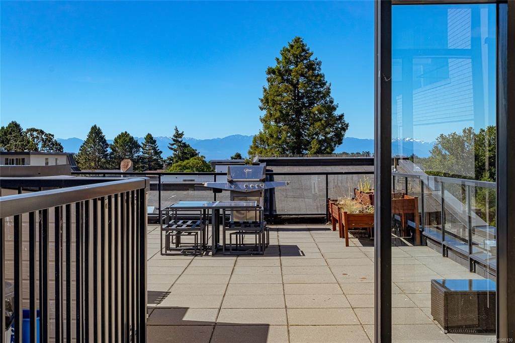 305-1121 Fort Street, Victoria, BC, V8V 3K9 - 20