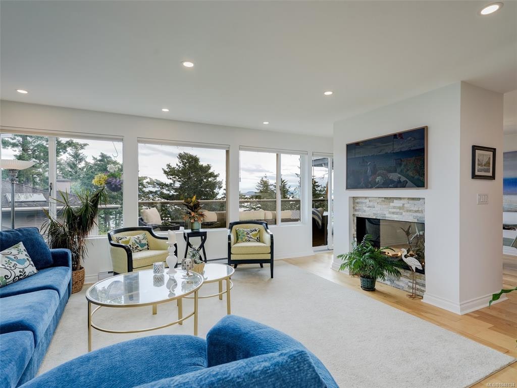 29-2353 Harbour Road - 2