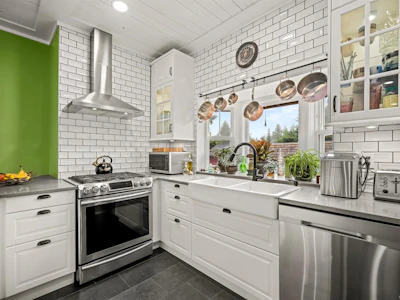 4689 Cumberland Road - 3
