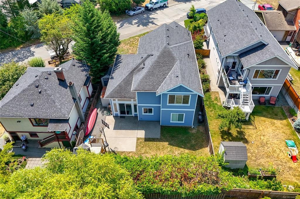 920 Snowdrop Avenue, Saanich, BC, V8Z 2N4 - 42