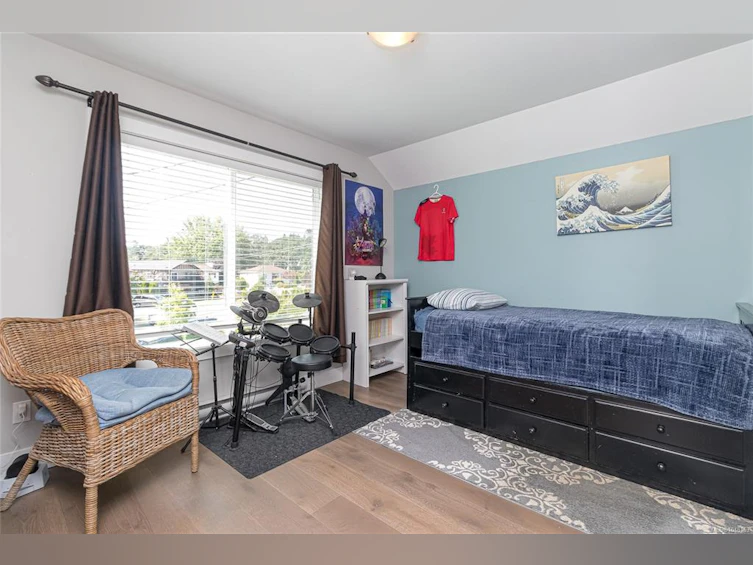 920 Snowdrop Avenue, Saanich, BC, V8Z 2N4 - 23